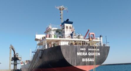 One Killed, Three Injured As Grain Ship MERA QUEEN Attacked in Black Sea