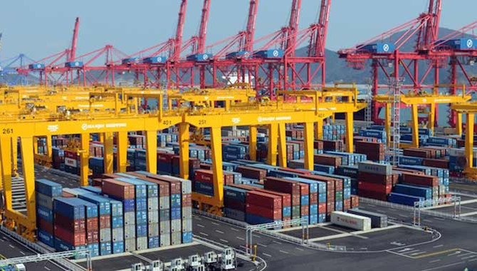 Cosco Shipping Ports deal with French shipping line