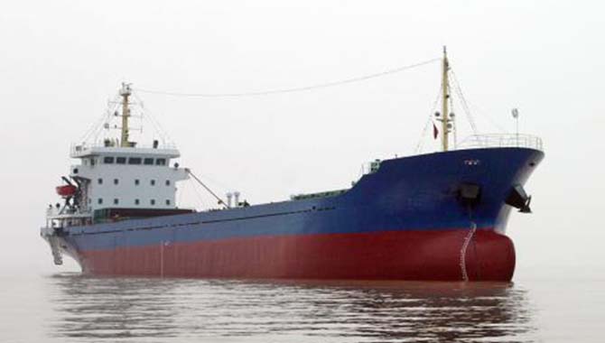 《推进国内航行海船和500总吨以下国际航