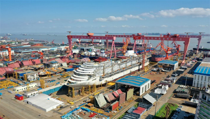 China's shipbuilding industry continues to lead glo
