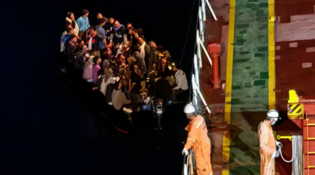 XIN HAI TONG 801 Rescues 41 People in the Mediterranean