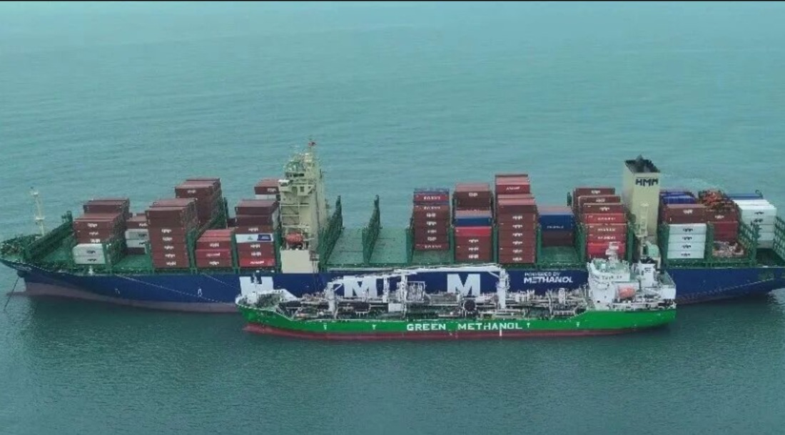 Shanghai Port Completes First Anchorage Green Methanol Bunkering