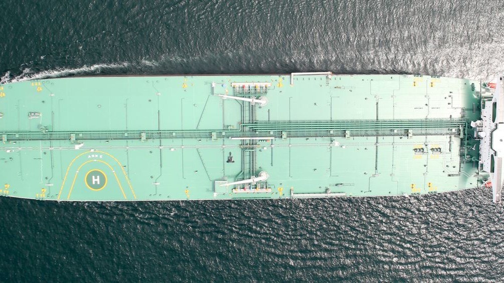 VLCC Earnings Hit $624,000 a Day as Hormuz Redefines “Available Tonnage”