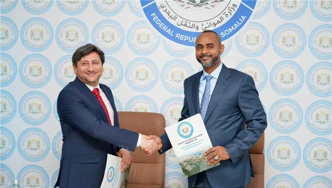 时隔35年，索马里迎来首艘注册船舶