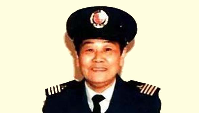 【悼念】中国第一位女轮机长——王亚夫