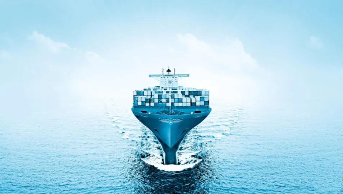 Maersk gives each employee a $1,000 bonus