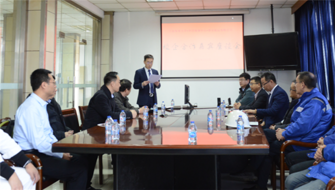 校企合作谱新章 育鹏扬帆赴远航
