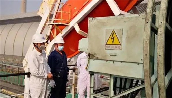 中国船级社完成首艘现有船低压岸电系统