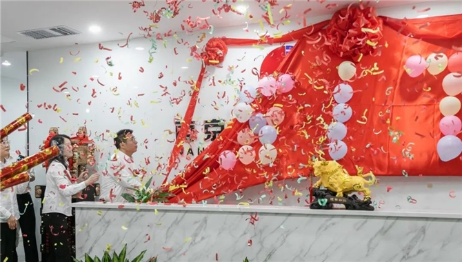 南京中燃百江能源有限公司正式揭牌开业