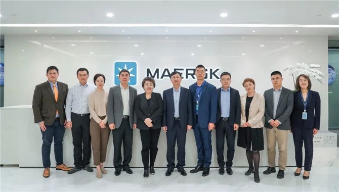 马士基与万华化学集团签署战略合作协议