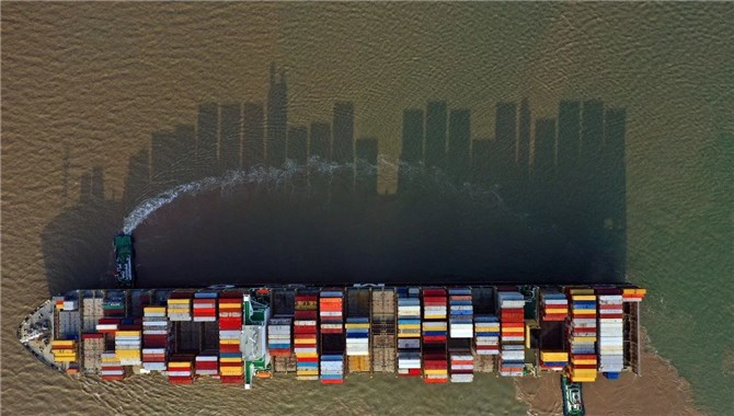 全球前30大集装箱港口排名出炉，中国占