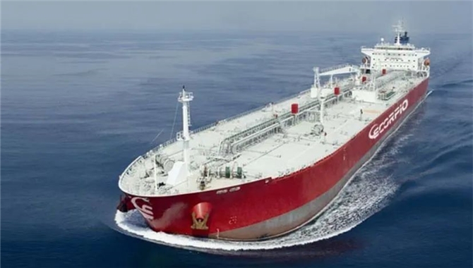 今年疯狂卖出18船后，世界最大成品油轮