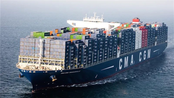 市场拐点已到？CMA CGM还在砸重金继续买