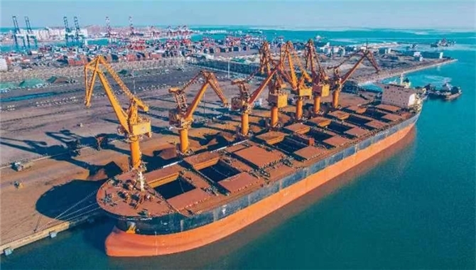 锦州港实现CAPE级船舶常态化减载靠泊｜东