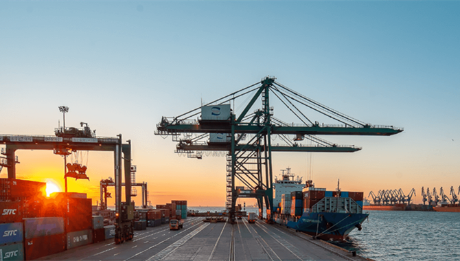 Tianjin Port's Q1 net profit surges!