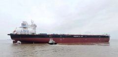 外高桥造船19万吨双燃料散货船H1547圆满完