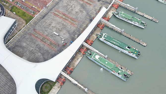 Guangdong port steps up efficiency, throughput