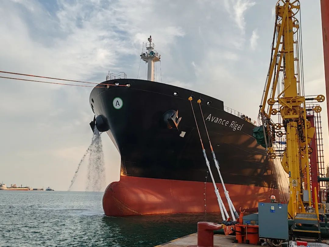 4.96万吨！山东港口青岛港刷新接卸VLGC船