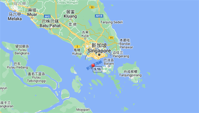 新加坡海峡持械登船事件