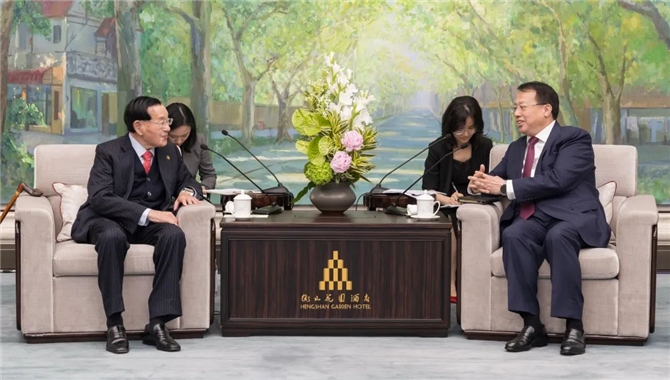 上海市市长龚正会见美国福茂集团董事长