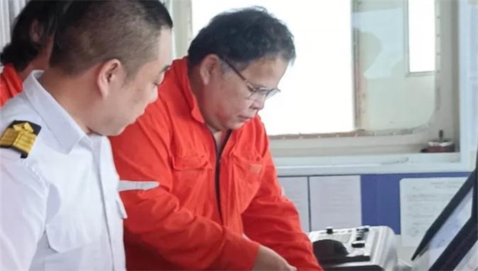 【驾驶员船长必看】浅谈过新加坡海峡随