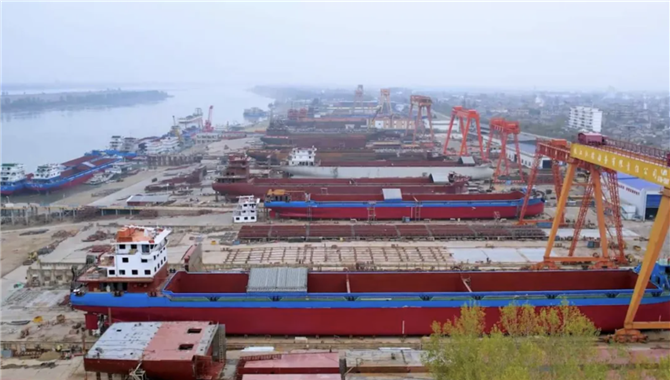 LNG动力VS甲醇动力