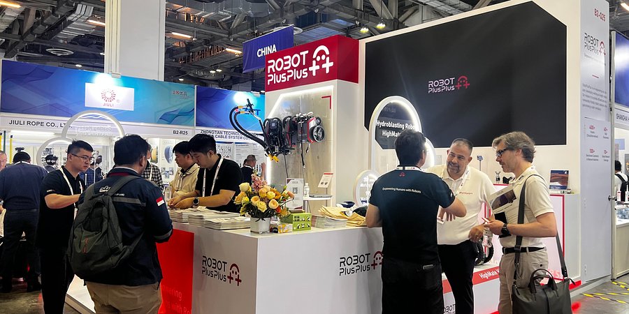 RobotPlusPlus Wows Maritime Professionals with Carg
