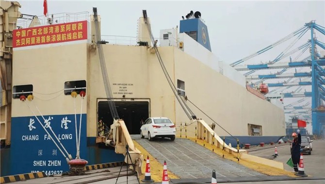 招商轮船“双线突破”开创国产汽车“出