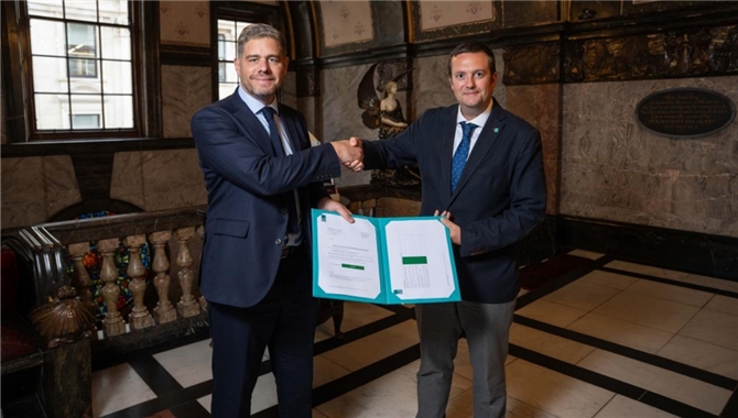 bound4blue secures LR validation for Pwind calculat