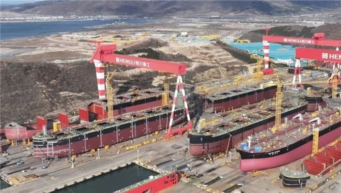 6艘LR2型成品油轮！恒力重工再获国际大单