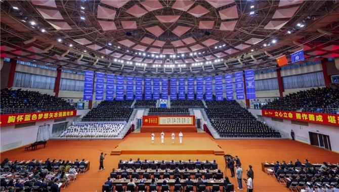 7211万元！大连海事大学发放奖助