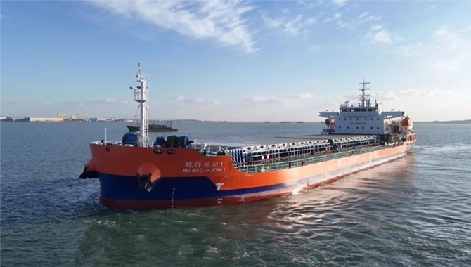 国内首艘！近海航区新能源散货船，来了