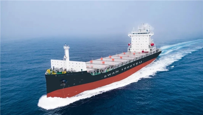 在中国订造新船，又一家“跨界”集装箱