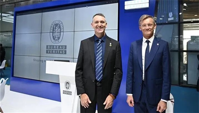 重磅任命落地：Alex Gregg-Smith 正式出任必