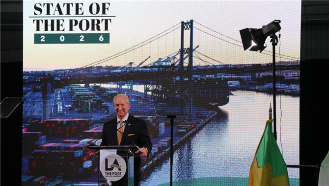 洛杉矶港负责人强调中美供应链与绿色航