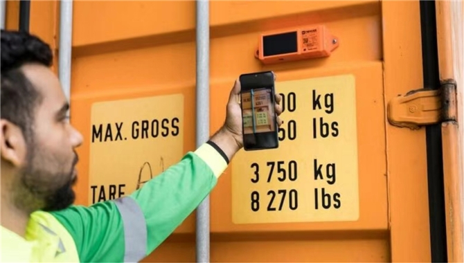 赫伯罗特让200万只箱子开直播！