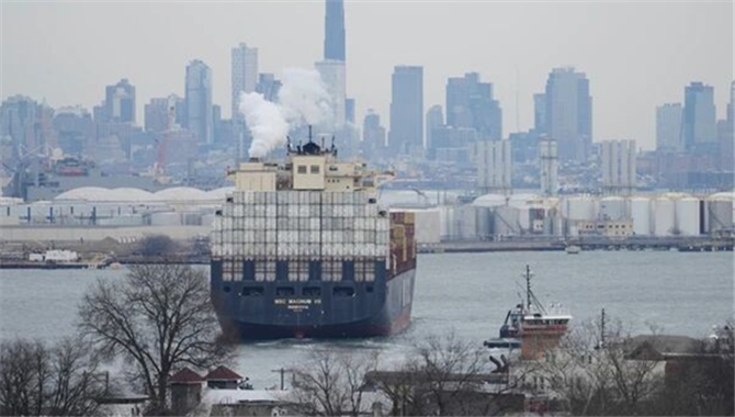 特朗普政府拟“彻底叫停”全球航运碳税